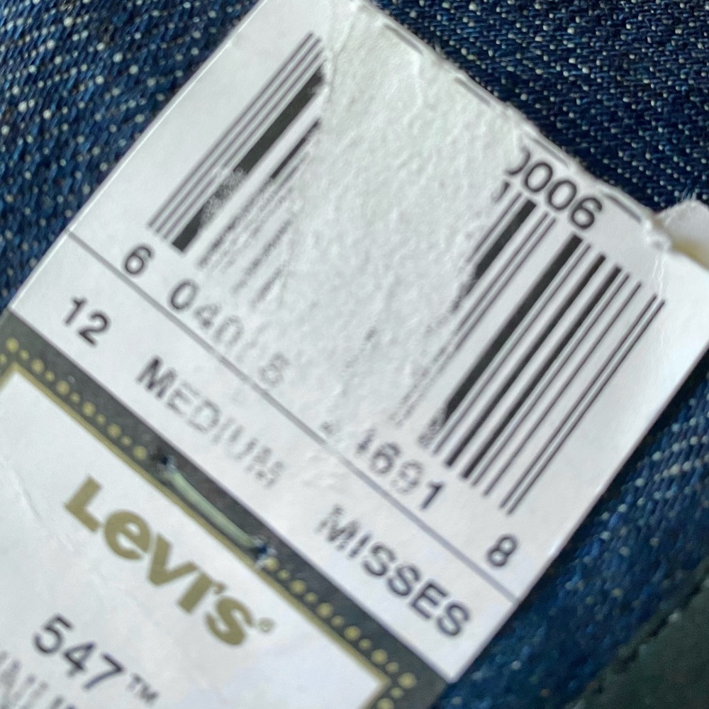 Ladies Levi’s Size 12 Platinum Flare Jeans - Picture 8 of 8